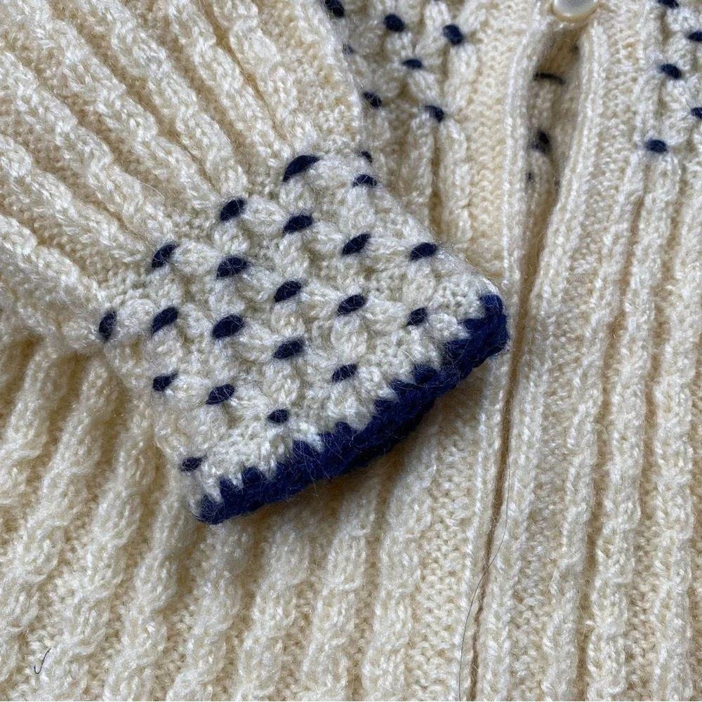 Vintage Navy and Cream Ribbed Cardigan